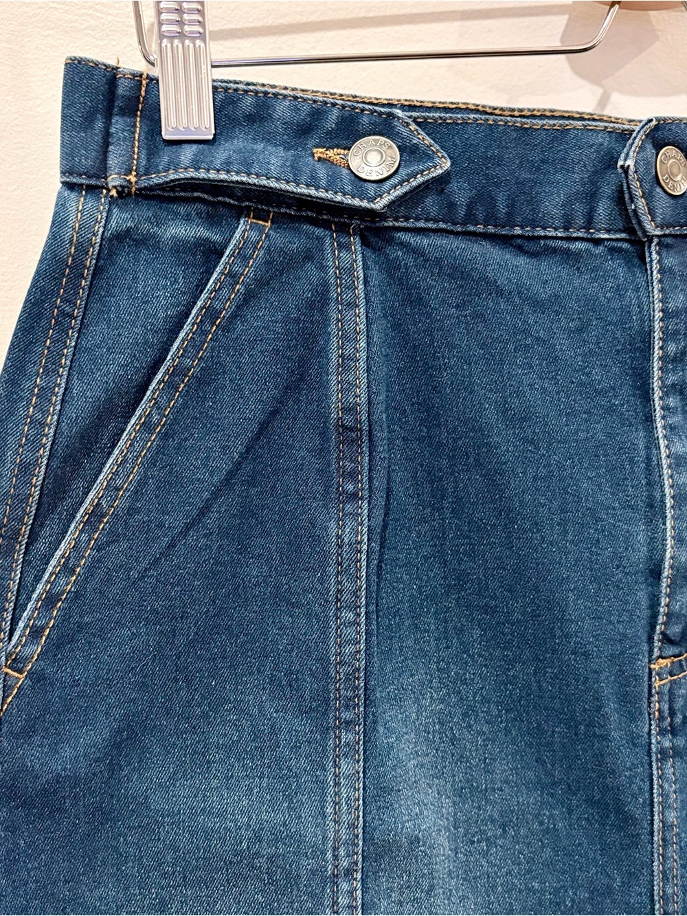 CHAPS Dark Wash Denim Midi Pencil Skirt with Front Slit – Size 10 - Picture 3 of 8